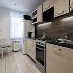 Sowinskiego Lakeside Calm By Bookinghost Appartement Katowice