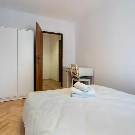 Apartament Sowińskiego Lakeside Calm By Bookinghost