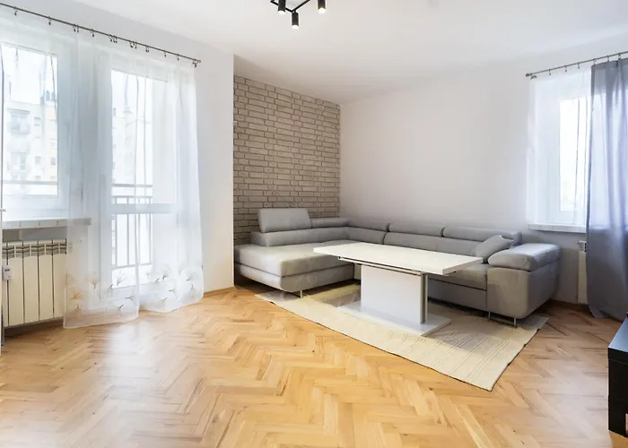 Sowinskiego Lakeside Calm By Bookinghost דירה